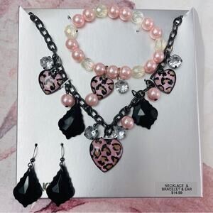 Bongo jewelry set earrings necklace, bracelet